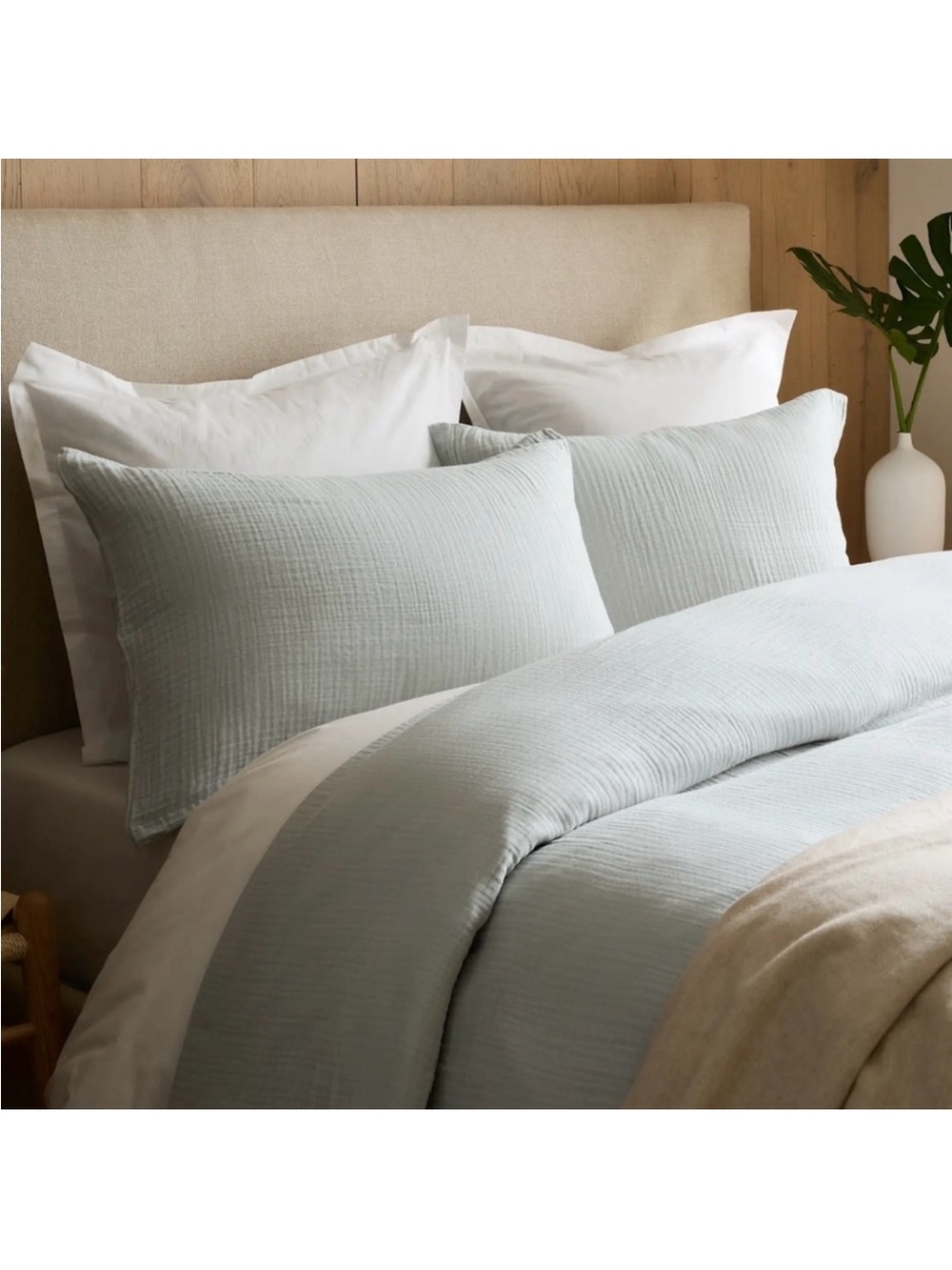 QUINCE Organic Airy Gauze Duvet Cover in Mist Buttons Full/Queen - NWOT - Picture 4 of 5